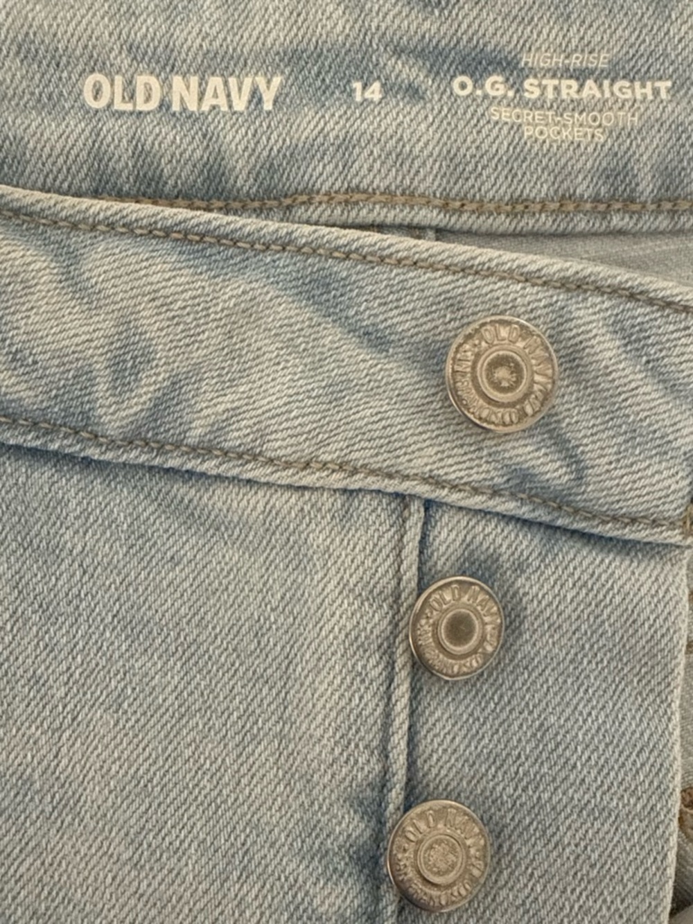 Old Navy O.G. Straight Denim Shorts Size 14 Light Wash High Rise Frayed Hem - Picture 4 of 5